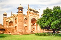 Agra;-Architecture;-Chhatri;-Darwaza-i-Rauza;-Gateway;-Great-Gate;-India;-Kaleidos;-Kaleidos-images;-La-parole-à-limage;-Lawn;-Mausoleum;-Mughal;-Mumtaz-Mahal;-Pavilions;-Red-sandstone;-Shah-Jahan;-Stories-Pictures;-Taj-Mahal;-Tarek-Charara;-Tree;-UNESCO;-Uttar-Pradesh;-White-marble;-World-Heritage